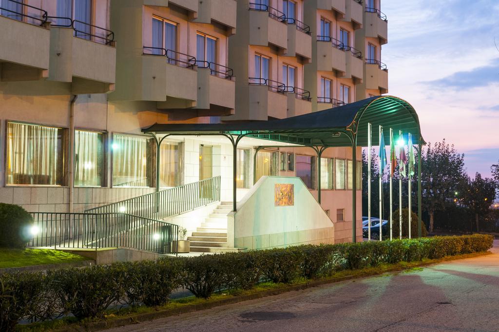 Agua Hotels Nelas Parq Luaran gambar